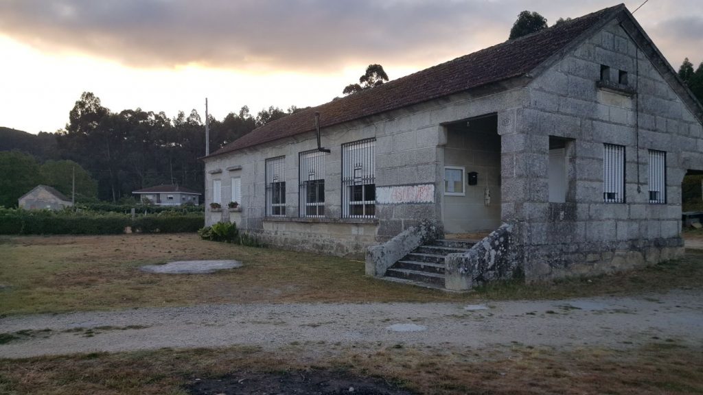 @AsNevesConcello mellorará as zonas deportivas nas Escolas de Liñares e da Chán en Tortoreos