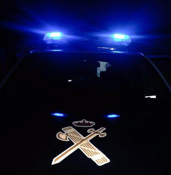 Detenido tras circular en sentido contrario y borracho por la A-55