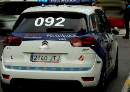Detenida en la rúa Pino acusada de agredir e intentar robar a tres mujeres