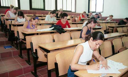 Máis de 13 estudantes galegos a Selectividade dende este martes