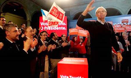 Touriño, en el acto de apertura de campaña en Vigo.