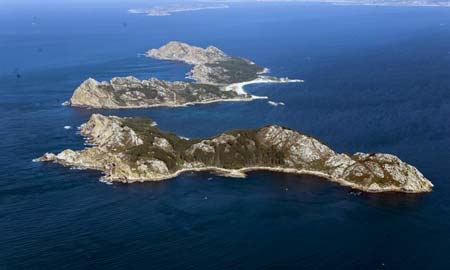 Las Islas Cíes consiguen un notable alto. Las Islas Cíes consiguen un notable alto.