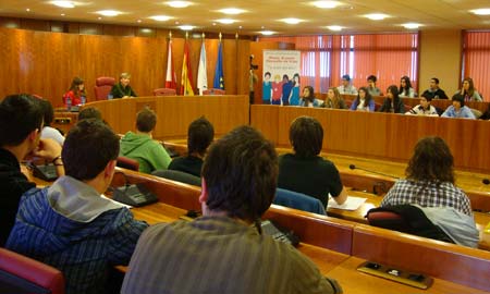 O pleno xuvenil celebrado esta mañá nas dependencias municipais.