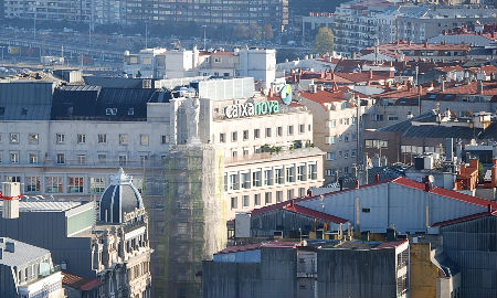 El fento es la imagen de la campalña 'Tu papel importa' iniciada por Caixanova