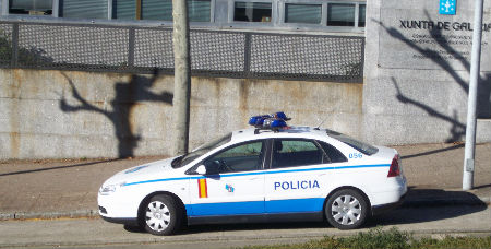 policía