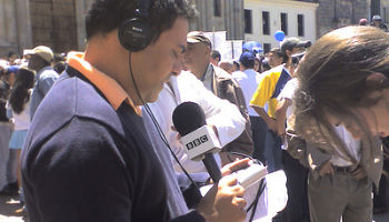 Los periodistas están sufriendo duramente la crisis con despidos masivos.