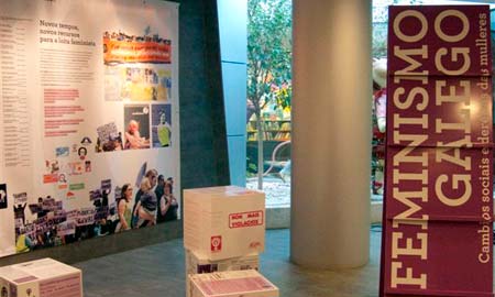 A mostra recolle máis de dous séculos de loita. A mostra recolle máis de dous séculos de loita.