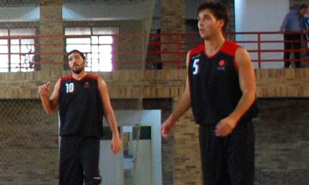 Los jugadores del Herbalife Vigo AM, Nacho y Ponfe.