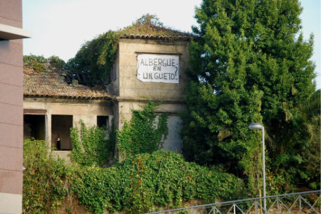 Albergue Pizarro/Tresyuno Comunicación