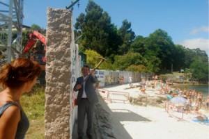 Caballero, sen moito xeito, da el primer golpe al muro de la ETEA/Tresyuno Comunicación