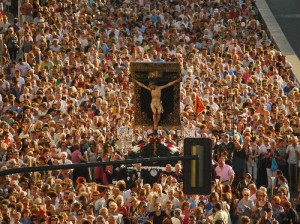 Cristo de la Victoria 2010/Tresyuno Comunicación