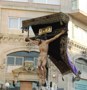 Cristo en la calle/Tresyuno Comunicación