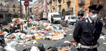 basura nápoles