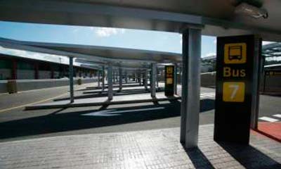El nuevo parking de Peinador. El nuevo parking de Peinador.