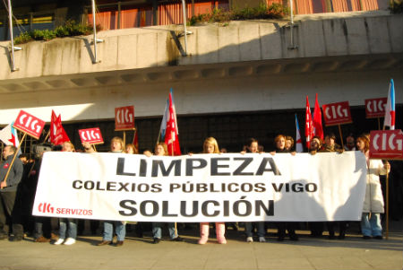 Limpeza folga/Tresyuno Comunicación