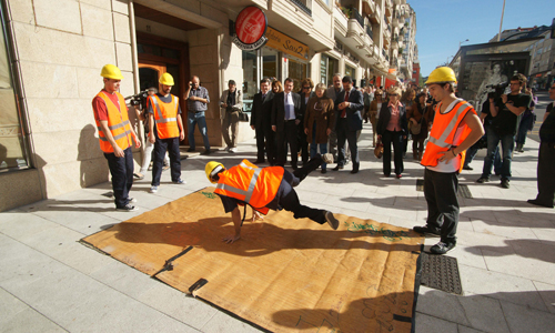 Breakdance en la inauguración del parking de Jenaro de la Fuente.