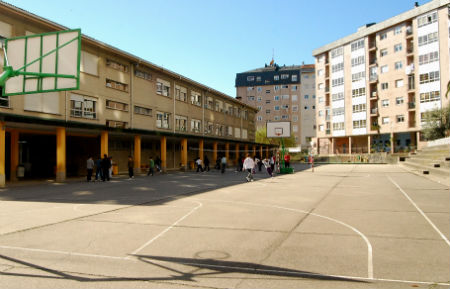 Patio CEIP Pintor Laxeiro/Tresyuno Comunicación