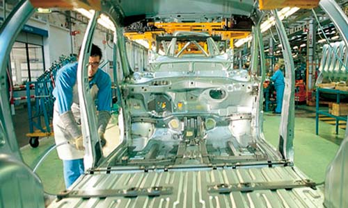 La industria es uno de los sectores más masculinizados. La industria es uno de los sectores más masculinizados.