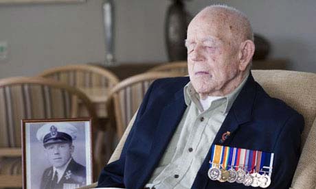 Claude Choules tenía 110 años. Claude Choules tenía 110 años.