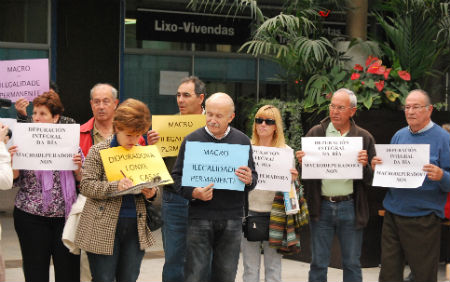 Una de las protestas contra la depuradora. Una de las protestas contra la depuradora.
