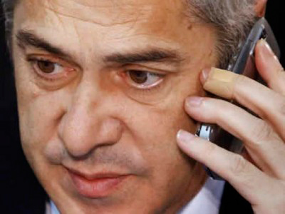El actual primer ministro de Portugal, José Sócrates, estaría a punto de perder el puesto. El actual primer ministro de Portugal, José Sócrates, estaría a punto de perder el puesto.