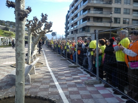 afectados preferentes festa arribada I cortesía @diecisietecosas