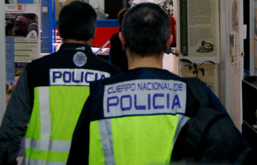 Policía