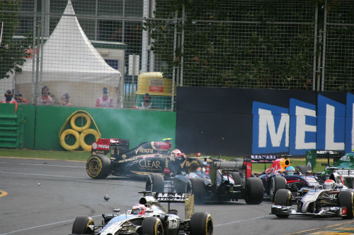 Start Turn 3 Collision (2)