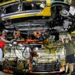 Buscan 310 operarios de producción