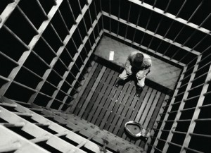 prisón cárcel detenido