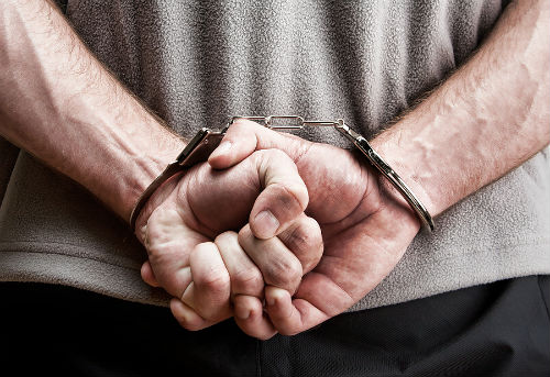 Detenido en Vigo un hombre de 42 años por pegar a su madre y amenazar a su hermano