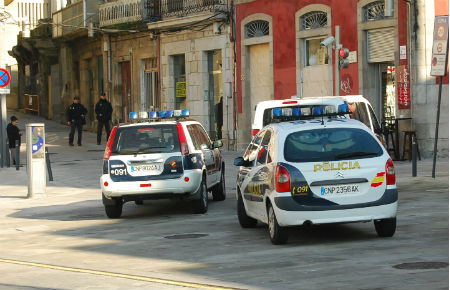 Policía Nacional/Tresyuno Comunciación