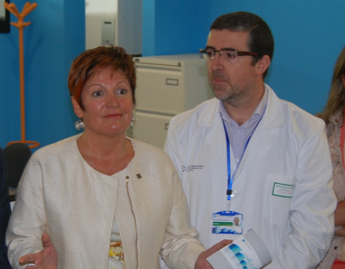 La conselleira de Sanidade, Rocío Mosquera y el gerente del Área Sanitaria de Vigo, Felix Ruibal