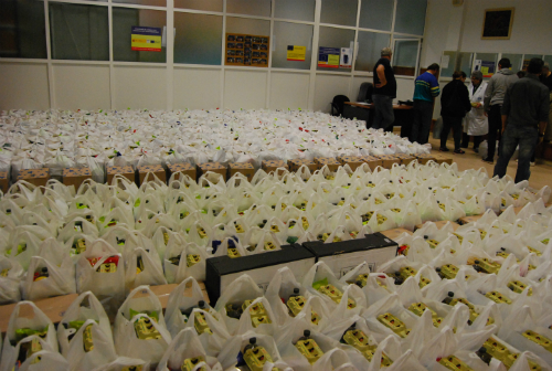 Cientos de bolsas preparadas este martes en AFAN/Tresyuno Comunicación