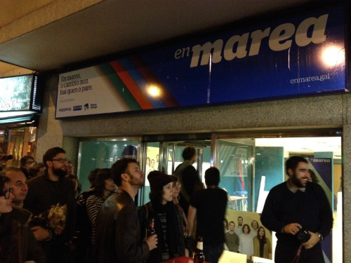 Membros da Marea, en Vigo este domingo pola noite