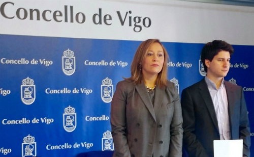 LOs concelleiros populares Elena Muñóz y Diego Gago