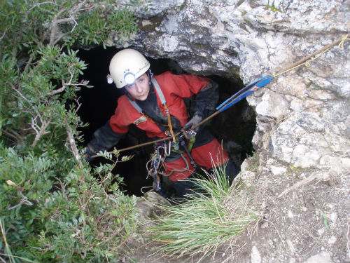 La viguesa María Luisa Barros, una de las deportistas más destacadas de España en su especialidad: la espeleología