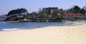 playa santa cristina oleiros