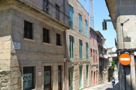 A capacidade de investimento en reforma de vivenda no Casco Vello é a metade do gasto nos concertos de Castrelos