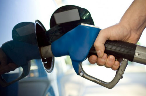 El Gobierno mantiene la rebaja del 10% en el IVA de los carburantes ...