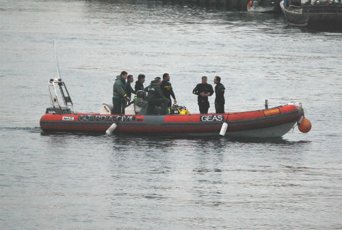 Aparece el cuerpo de un vecino de A Illa, flotando en el puerto