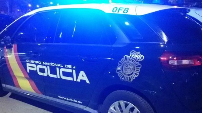 Ingresado en la Unidad de Psiquiatría del Cunqueiro tras atrincherarse con un machete en Coia