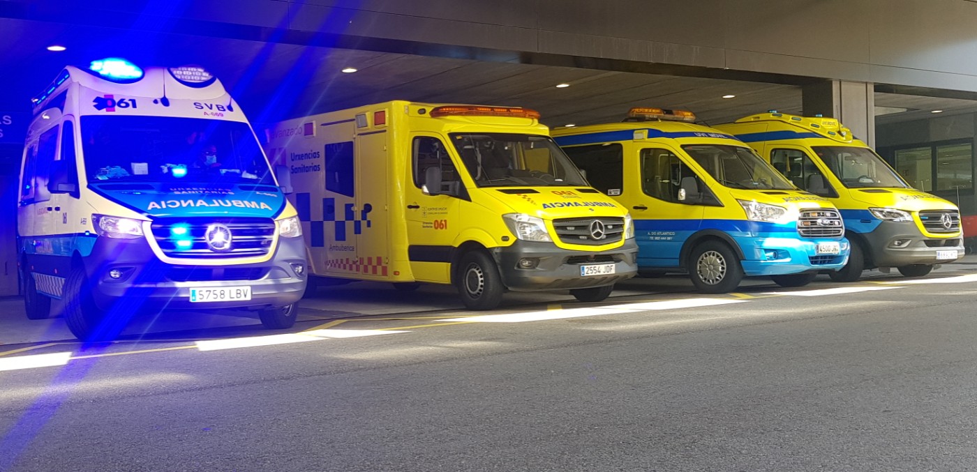Herida en Vigo la conductora de un autobús, que acabó en un desnivel