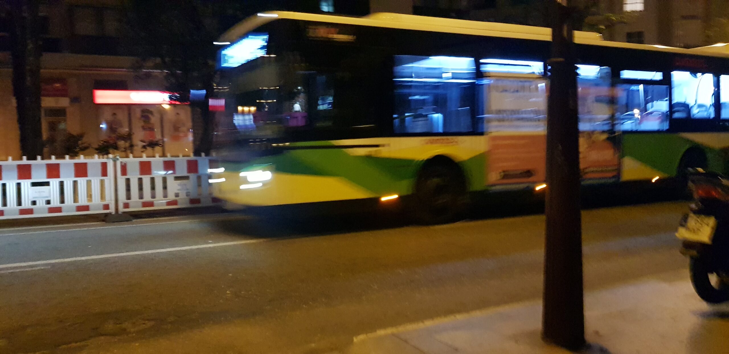 Vitrasa refuerza el servicio nocturno para las Festas de Coia
