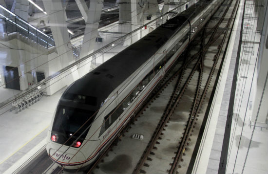 Ya puedes comprar los abonos gratuitos de Renfe de Cercanías y Media Distancia