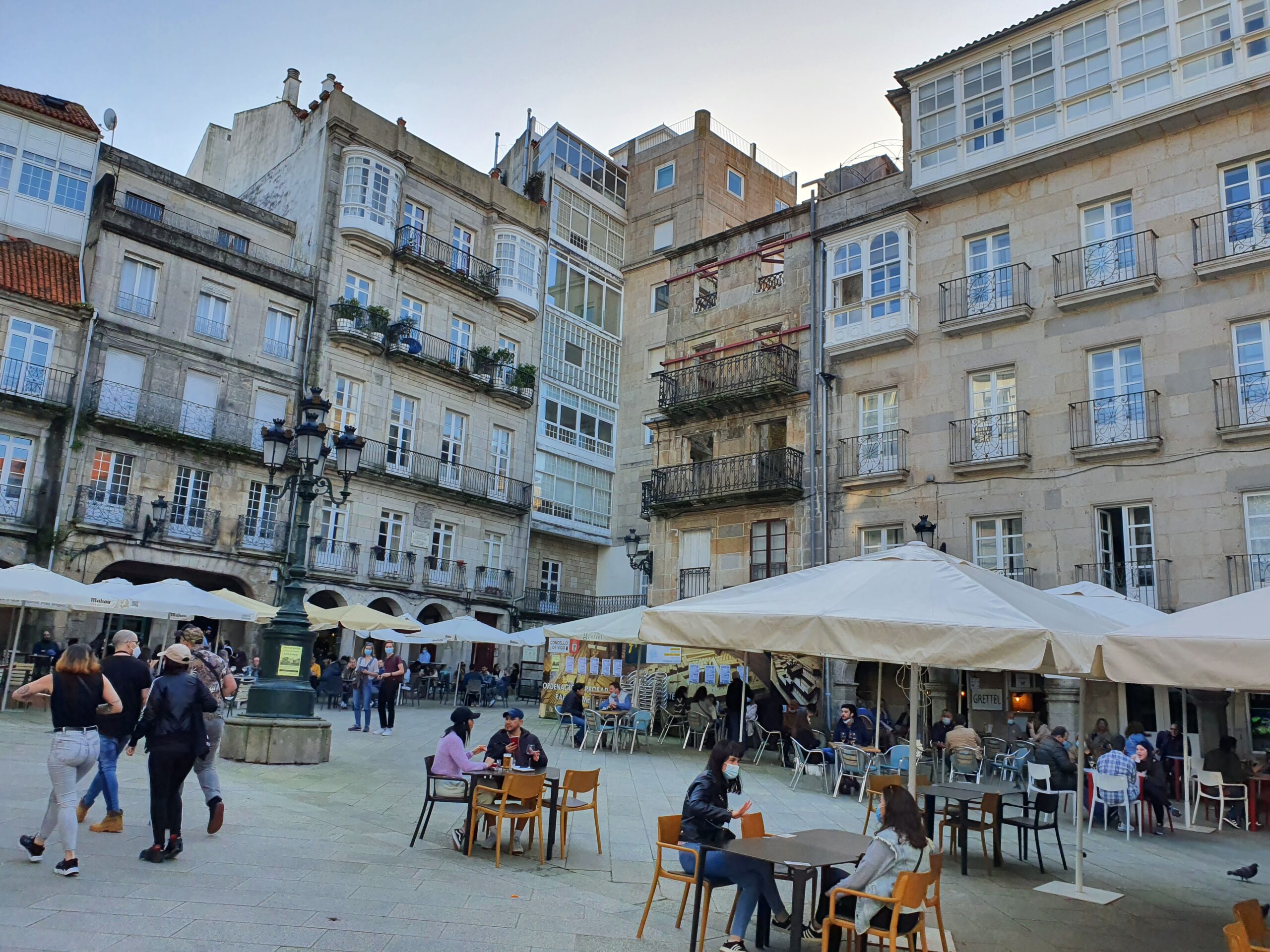 Hosteleros de Vigo piden el 'certificado COVID' deje de ser obligatorio