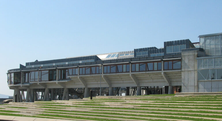 La Universidade de Vigo se receta su propia Medicina