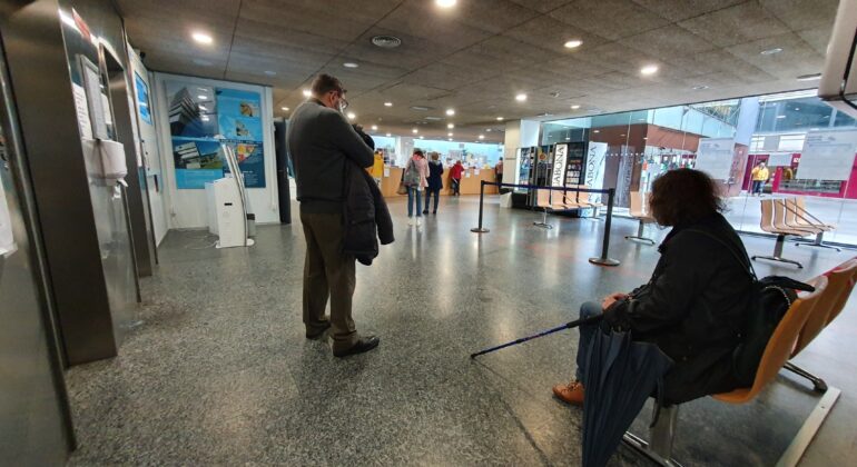 La Asociación para a Defensa da Sanidade Pública llama a movilizarse contra las listas de espera