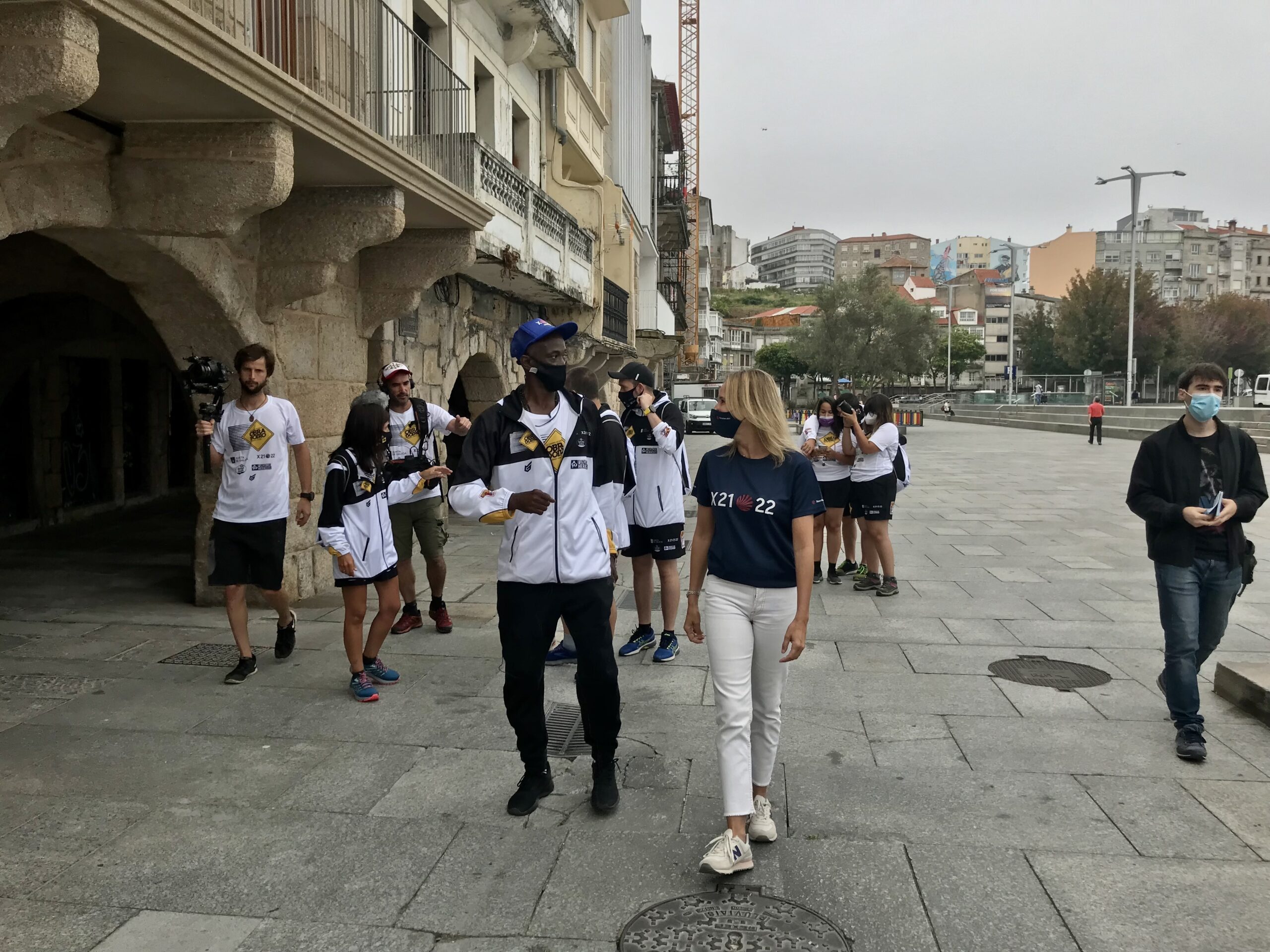 O campión da NBA Craig Hodges, en Vigo facendo o Camiño de Santiago