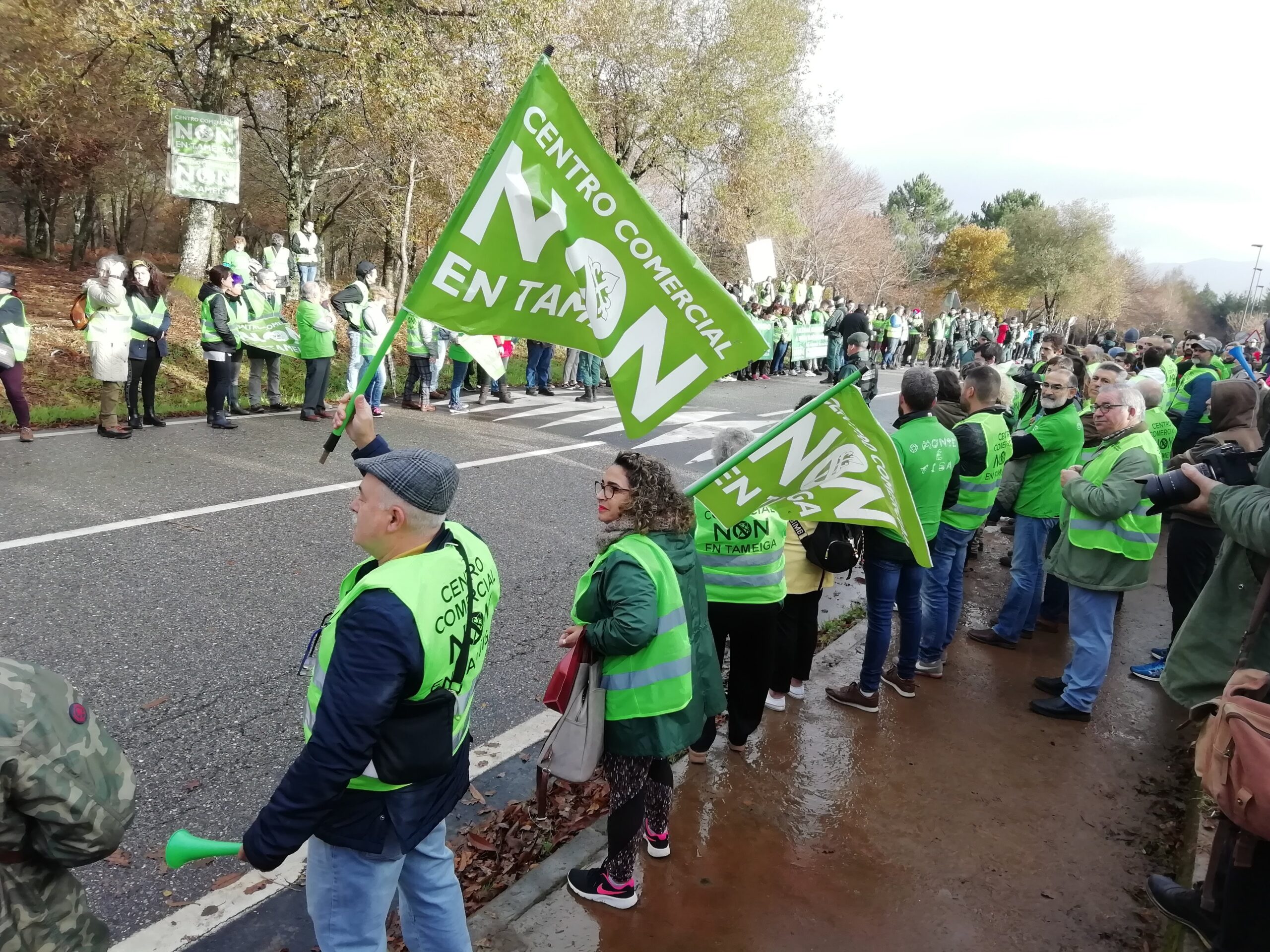 Mos recibirá 'La Vuelta' con pancartas verdes en defensa do monte e a auga